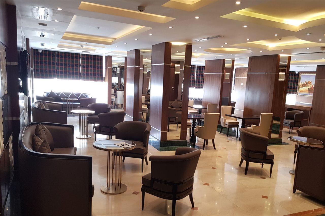 Al Muntazah Plaza Hotel Doha Exteriör bild
