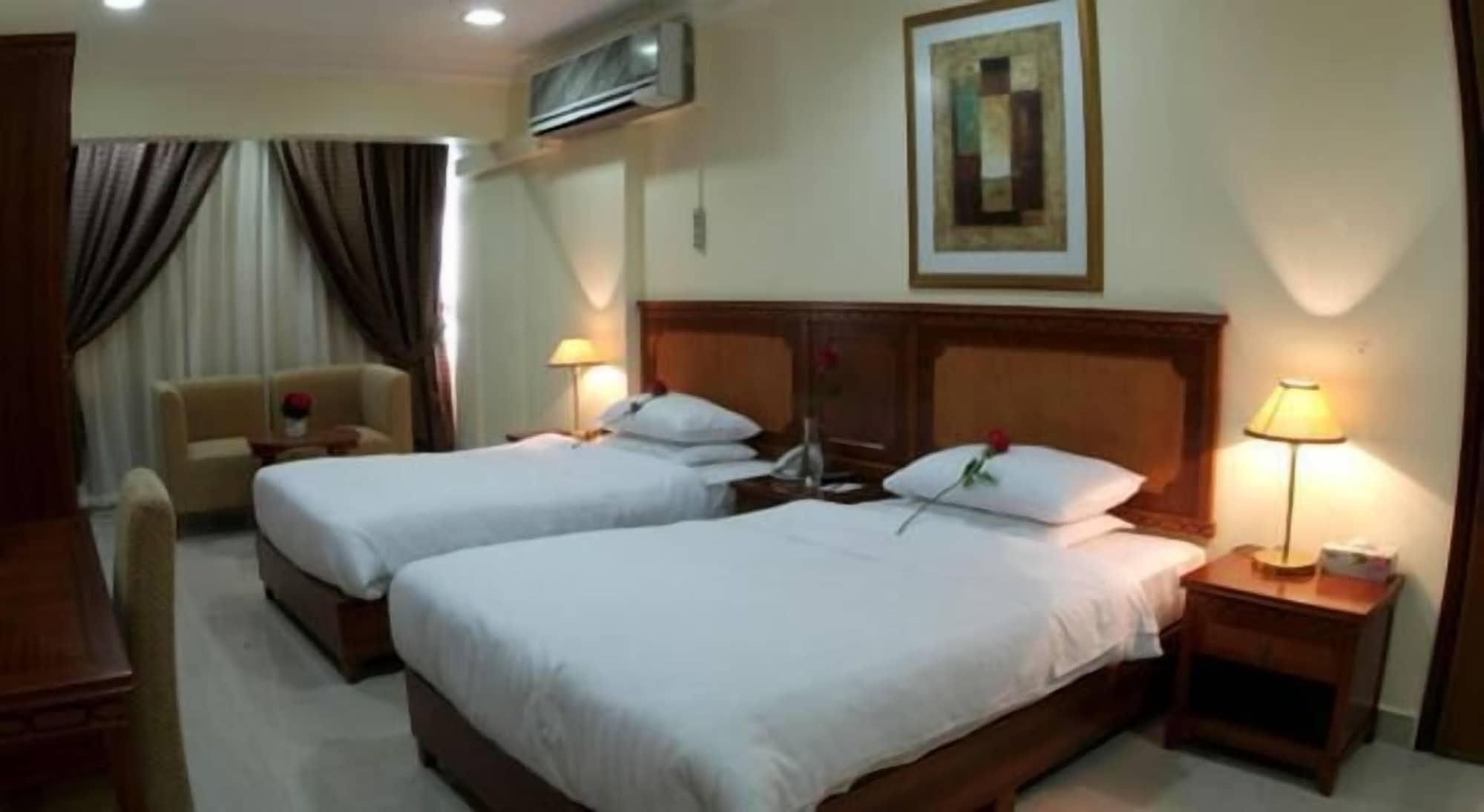 Al Muntazah Plaza Hotel Doha Rum bild