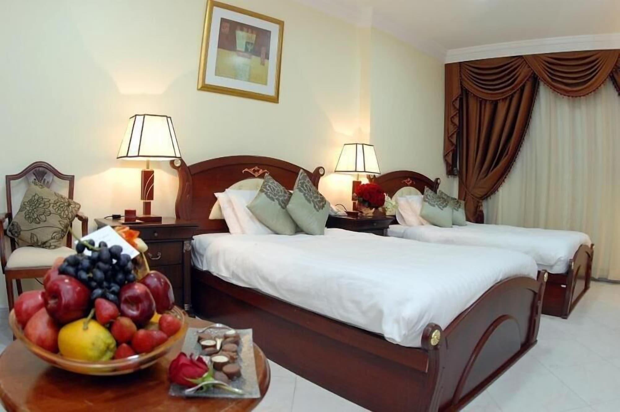 Al Muntazah Plaza Hotel Doha Exteriör bild