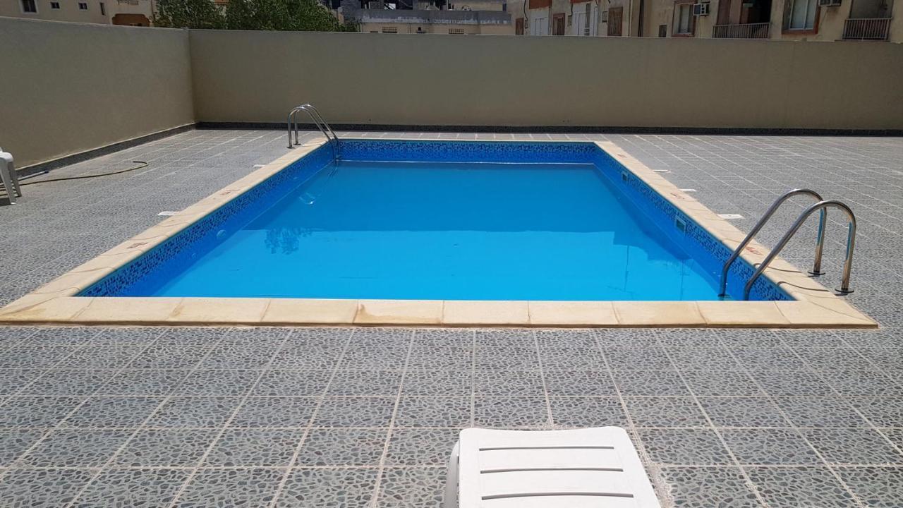 Al Muntazah Plaza Hotel Doha Exteriör bild