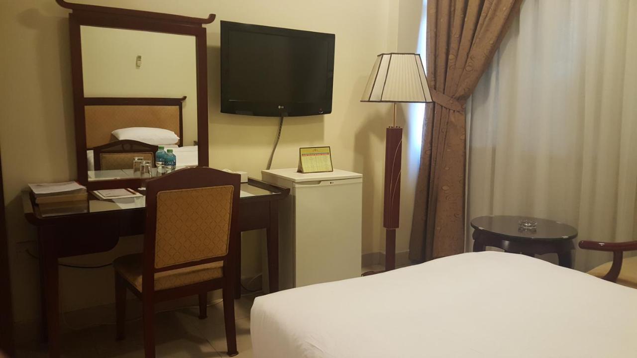 Al Muntazah Plaza Hotel Doha Exteriör bild